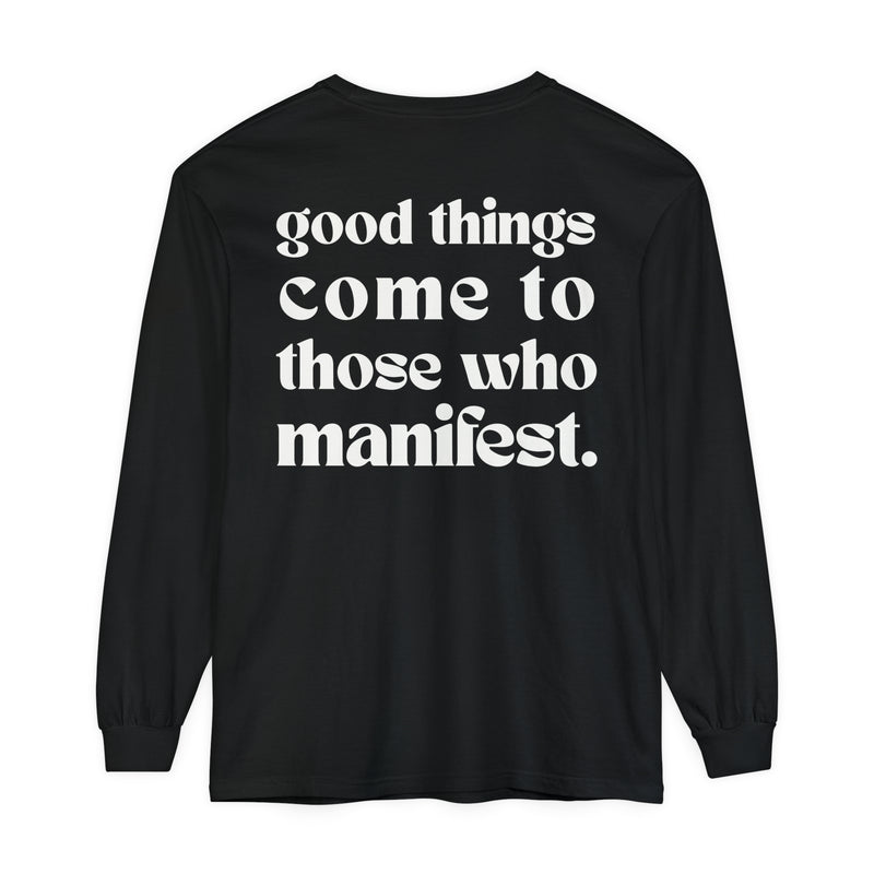 Meet our "Good Things Come to Those Who Manifest" long sleeve tee – your daily dose of cozy inspiration! ✨🌈 Embrace the positive mantra, wear your aspirations with pride, and make manifesting dreams your signature style.
